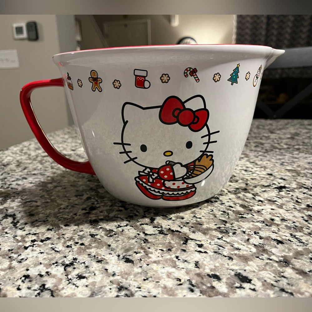 ⭐️ Hello kitty Christmas batter bowl / mixing bowl